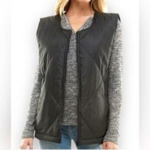 Socialite Quilted Puffer Black Vest L/XL Oversized Womens NWT
